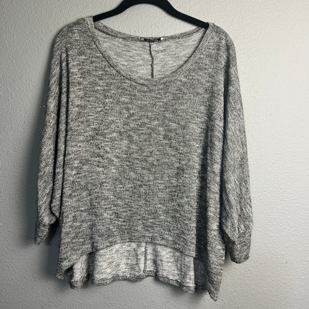 Urvana Dolman Boho Academia Hi-Low Hem Knit‎ Lightweight Heathered Gray Pullover